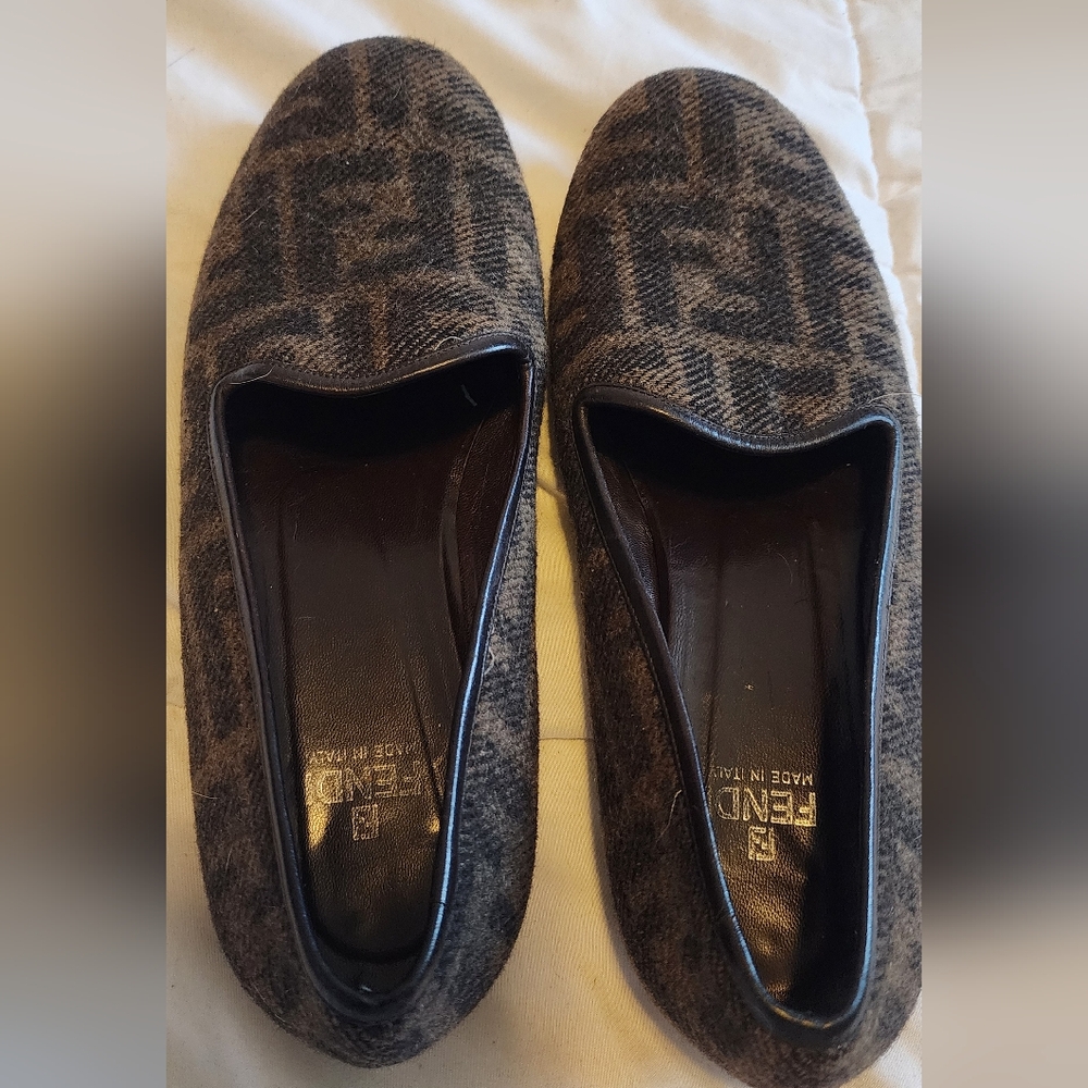 ⭐️Authentic Vintage Fendi Zucca FF Logo Wool Loafers Size 8 1/2
